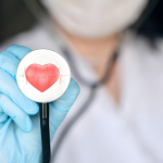 Ipertensione: la "formula" per guadagnare 8 anni di vita extra (e no, non sono solo le pillole)